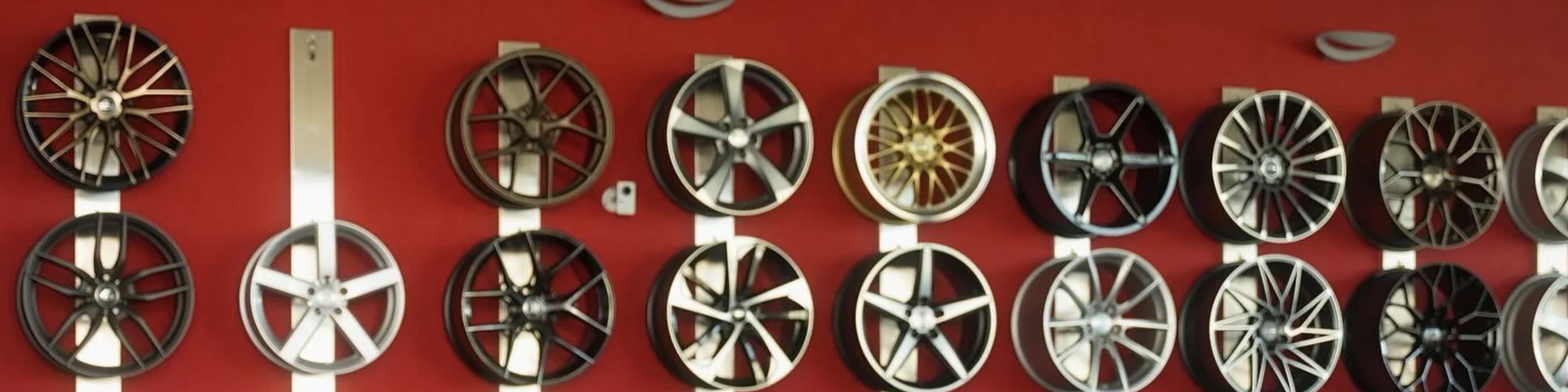 Felgenwand im Showroom von AUTEX in Steffisburg